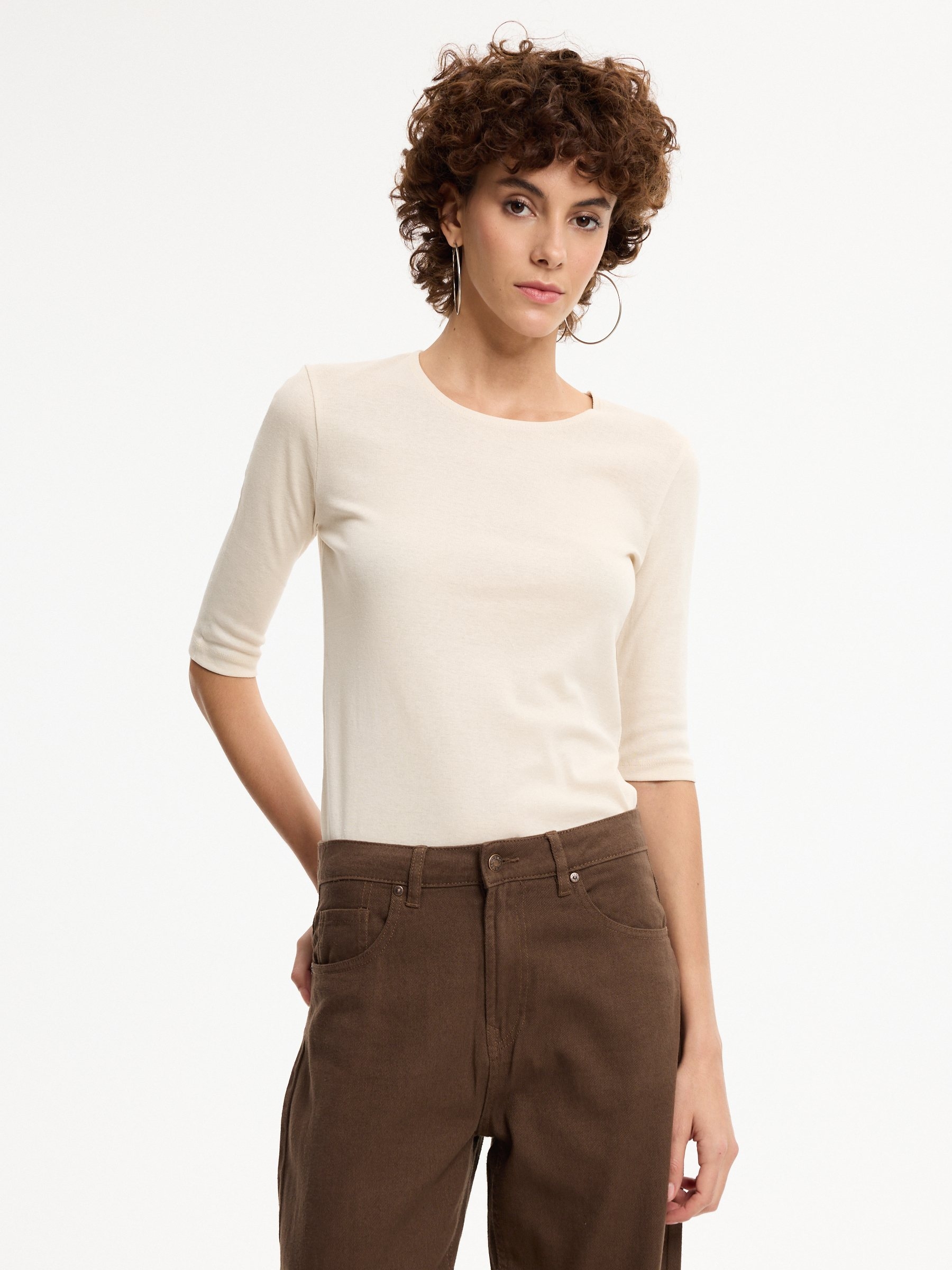 Basic cotton 3/4 sleeve T-shirt beige middle front view