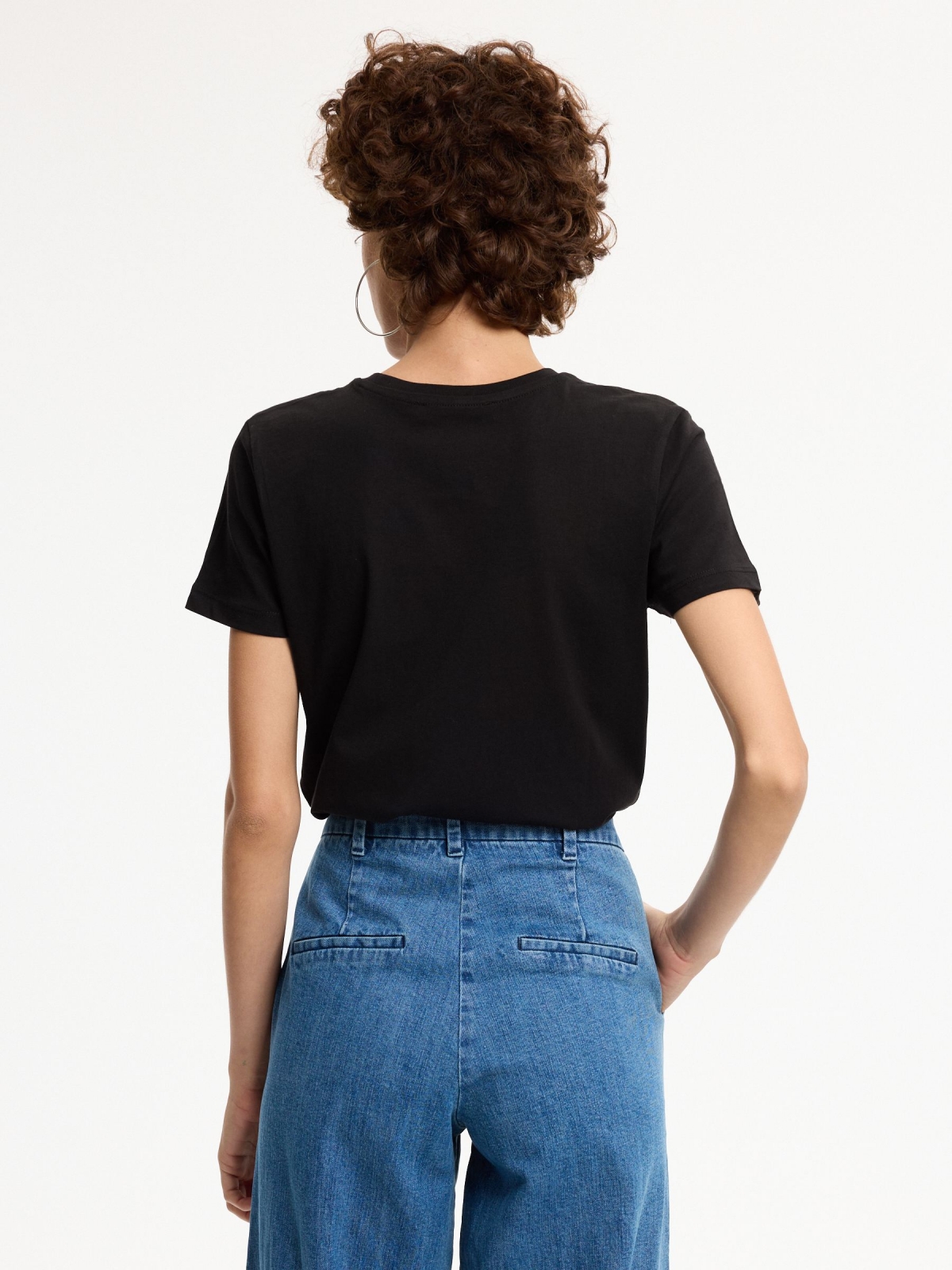 Basic cotton regular t-shirt black middle back view