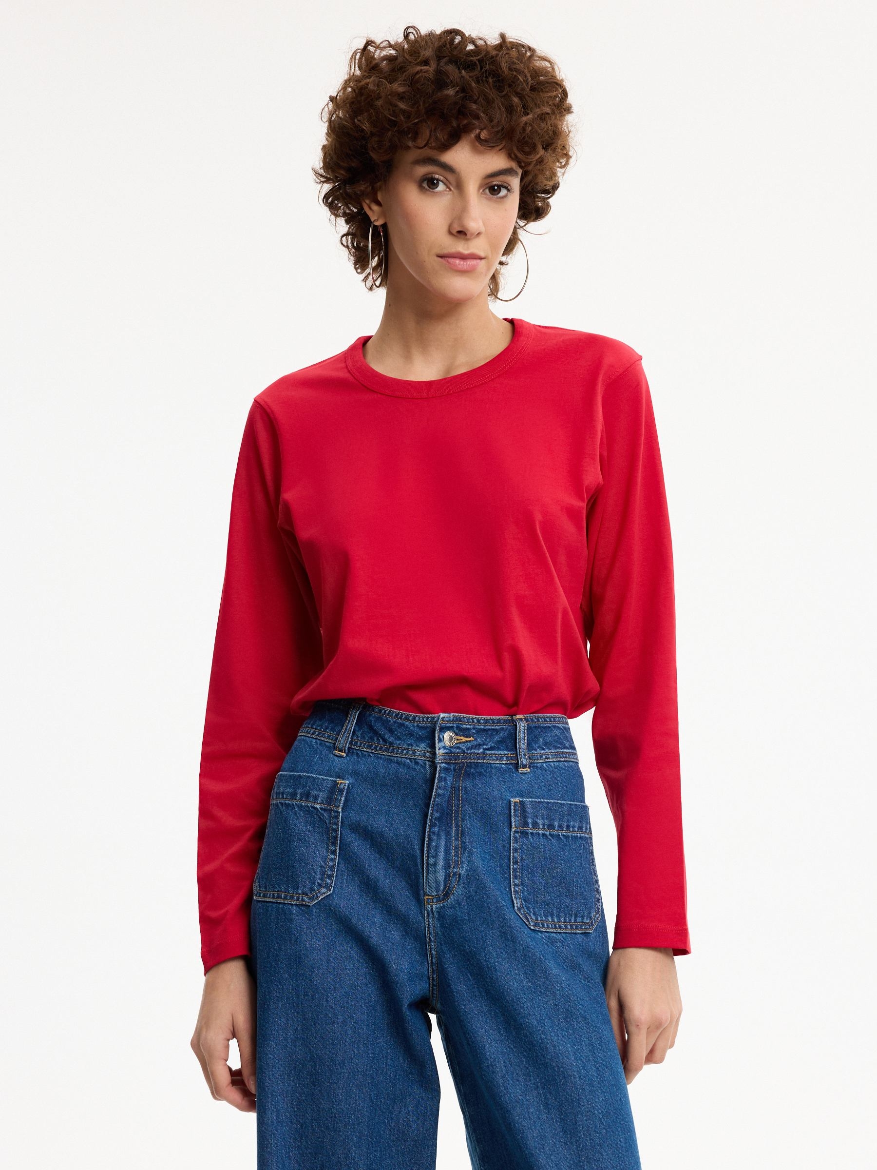 Basic long-sleeve cotton T-shirt carmine middle front view
