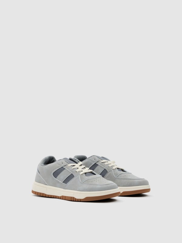 Low-top sneaker rubber sole grey 45º front view