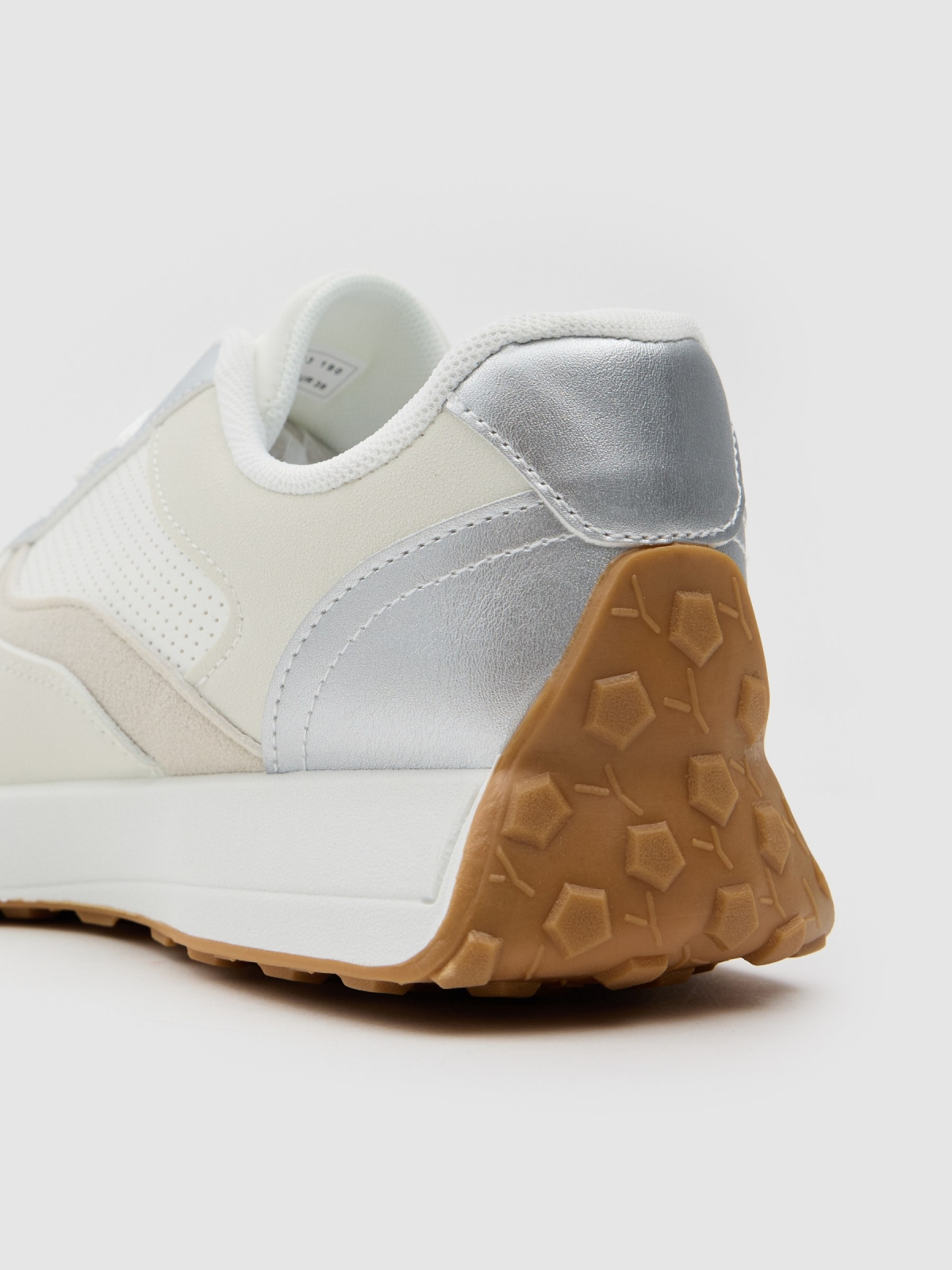 White low-top sneaker white detail view