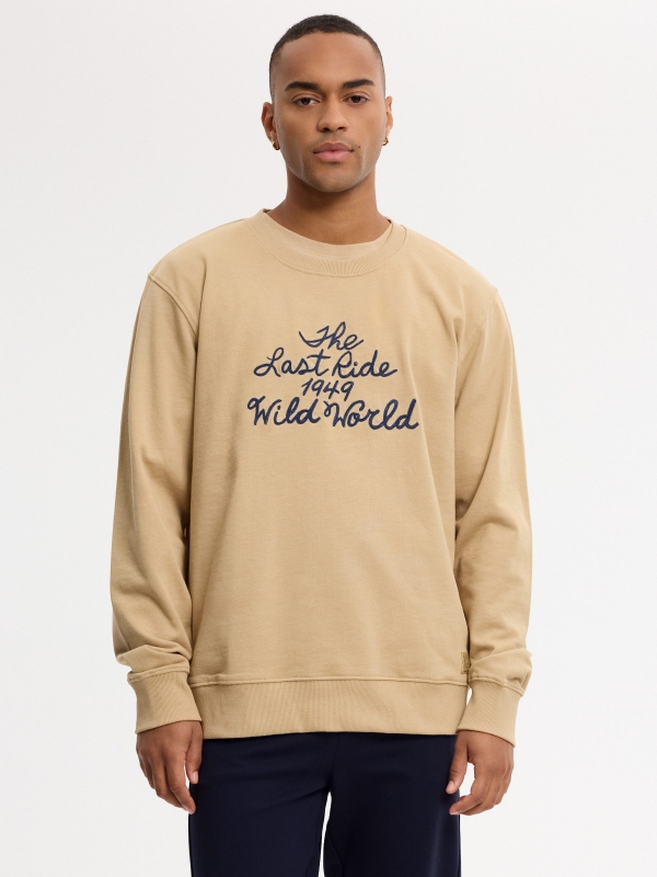 Moletom oversize com texto bordado bege vista meia frontal