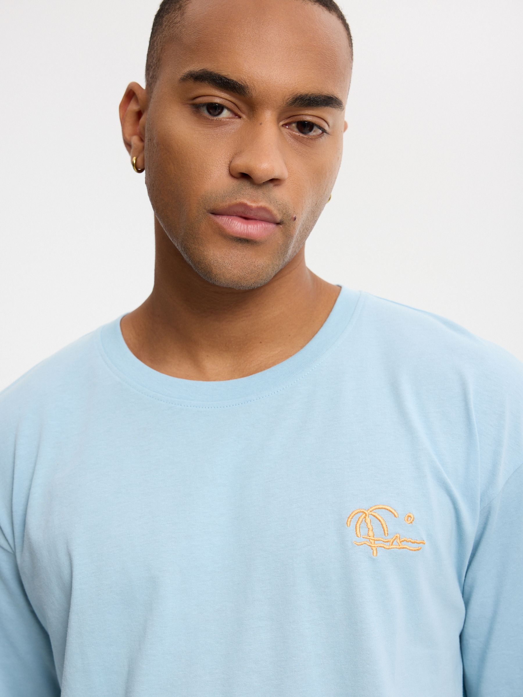 Camiseta mini print playa azul vista media frontal