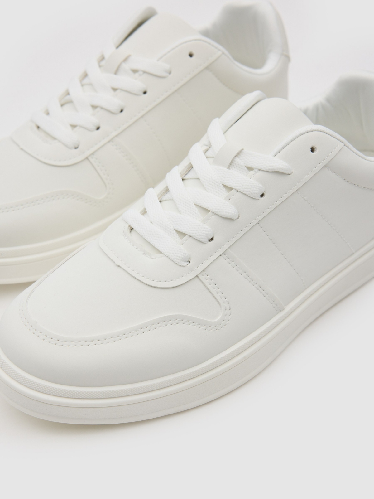 Zapatilla casual blanco polipiel blanco vista detalle