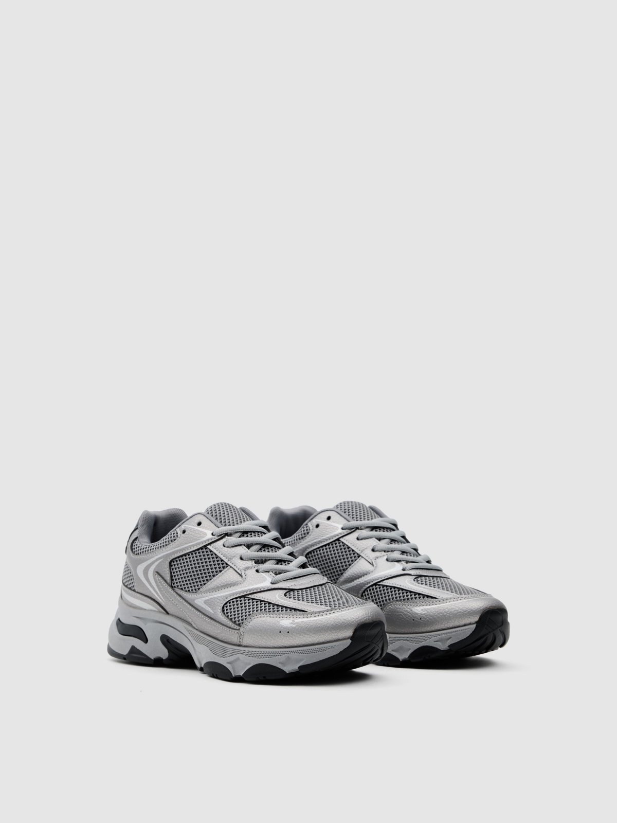 Gray nylon running shoe grey 45º front view
