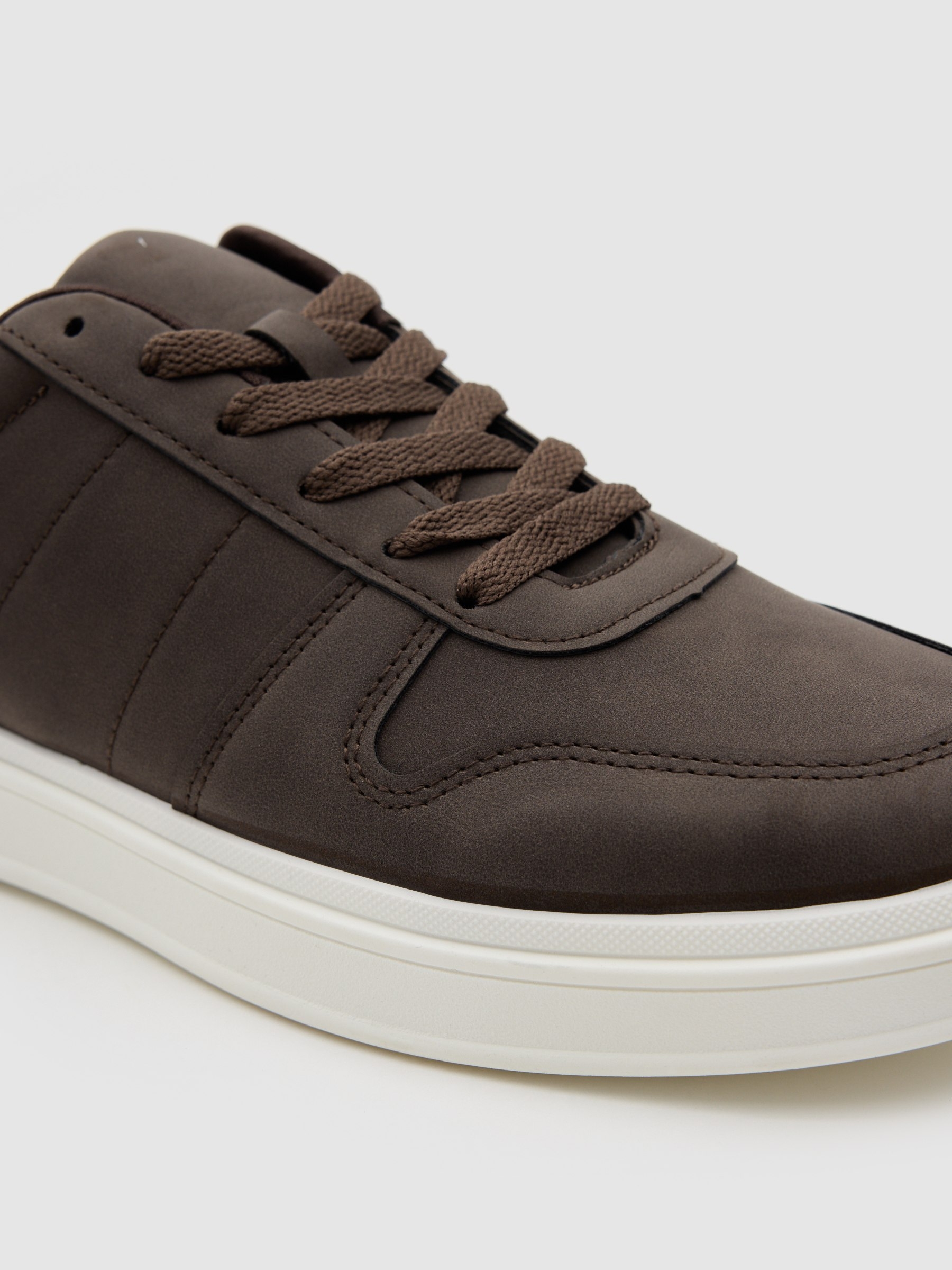 Brown faux leather casual sneaker brown