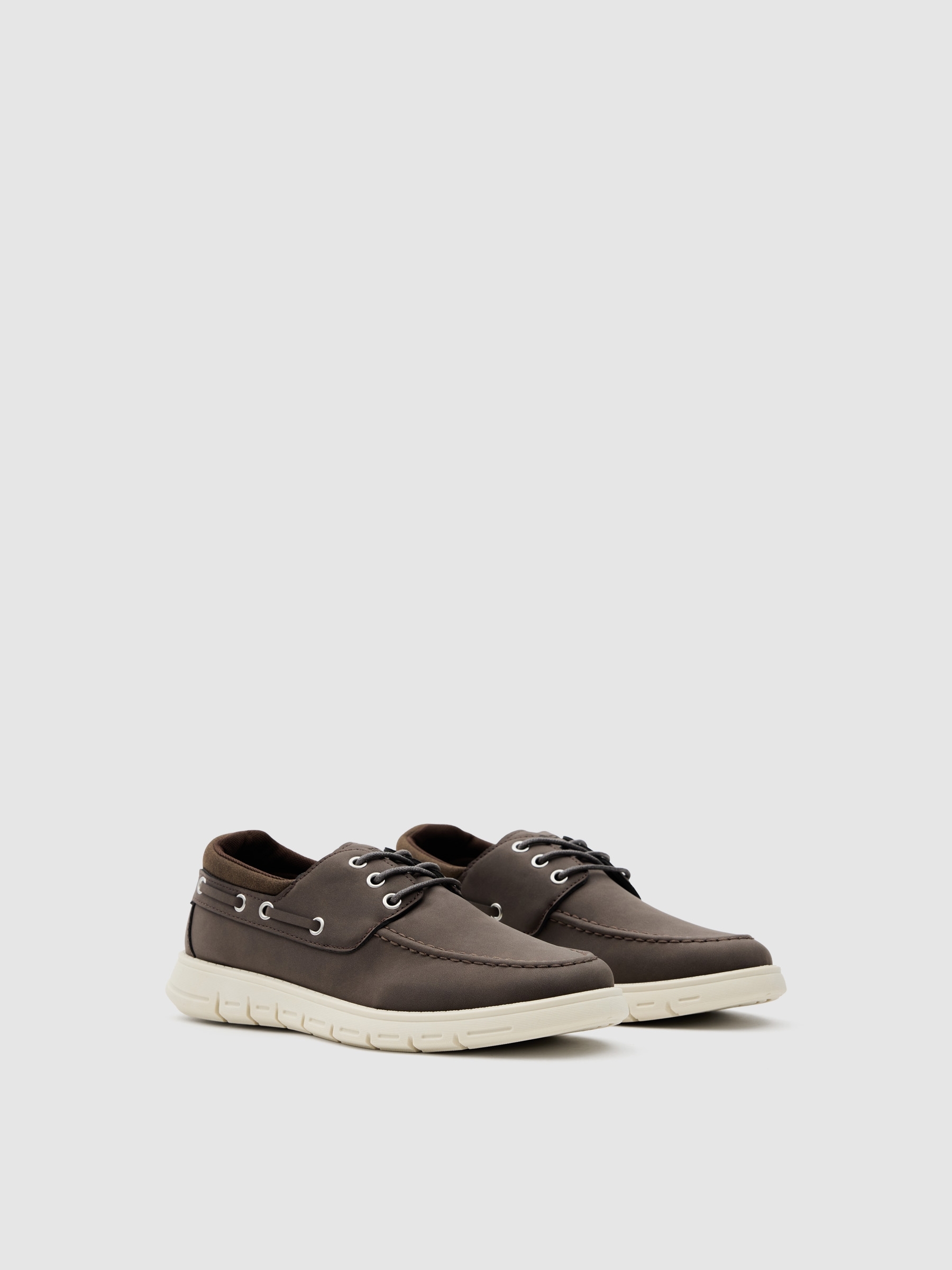 Nautical shoe faux leather rubber brown