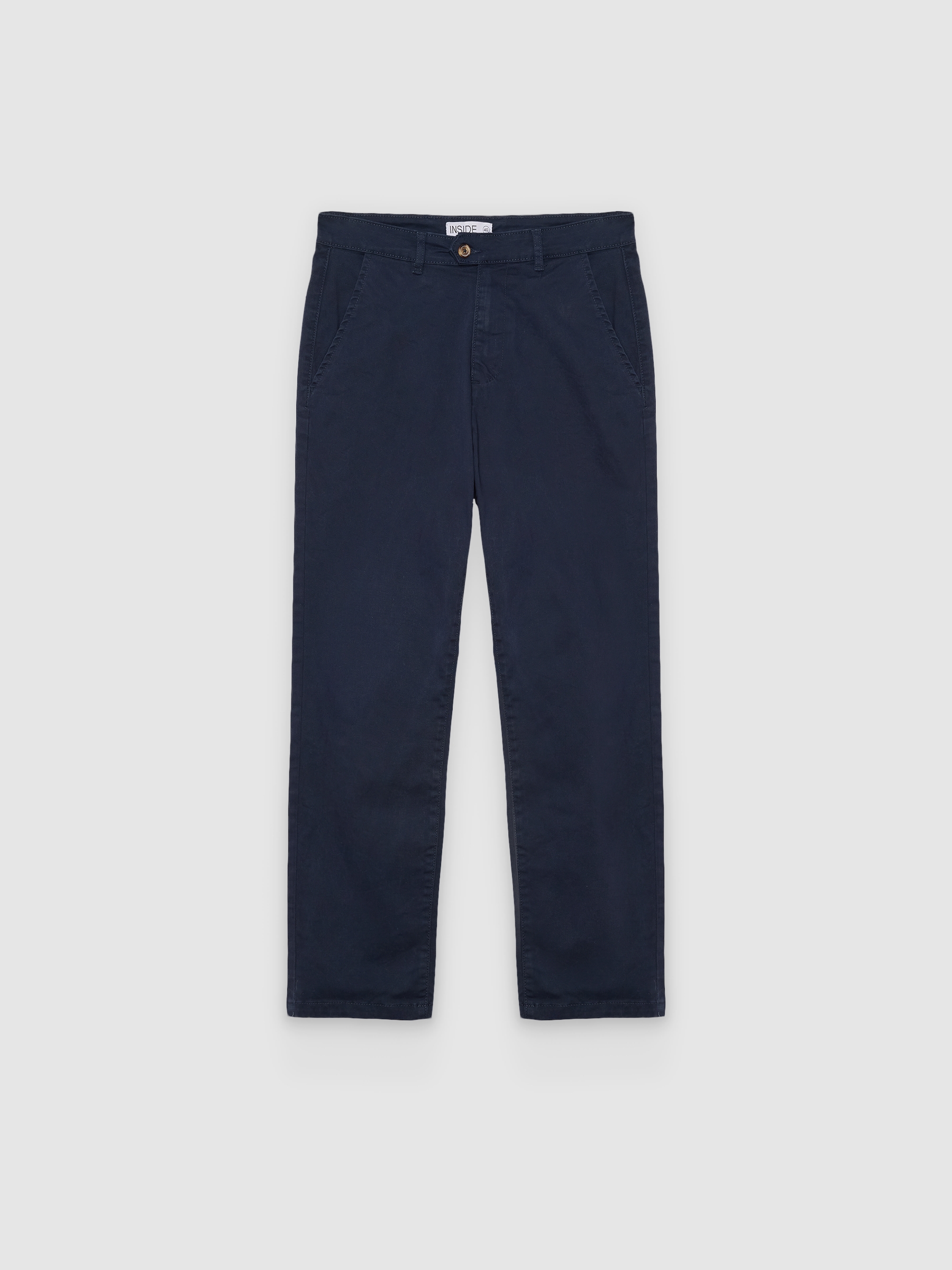 Pantalón chino relaxed tiro alto azul marino vista general frontal