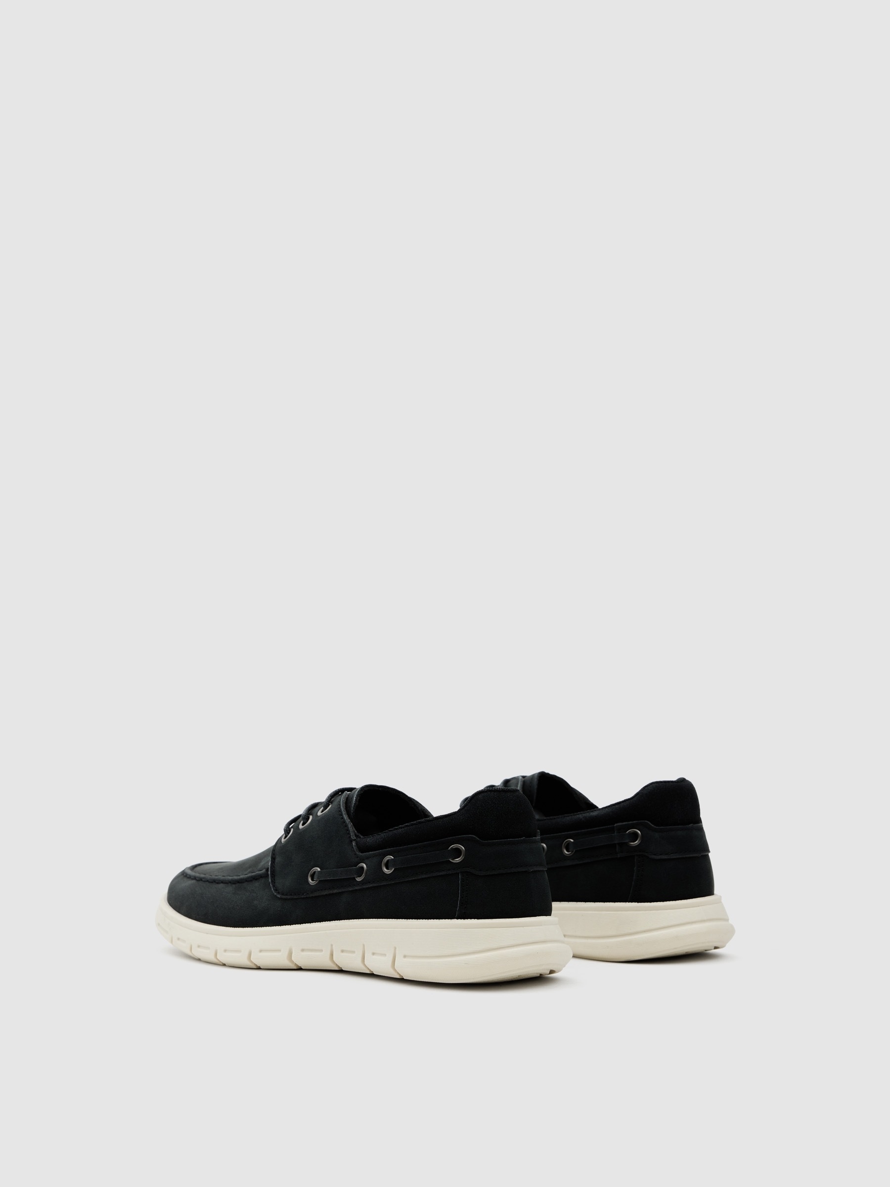 Boat shoe made of faux leather with rubber sole black