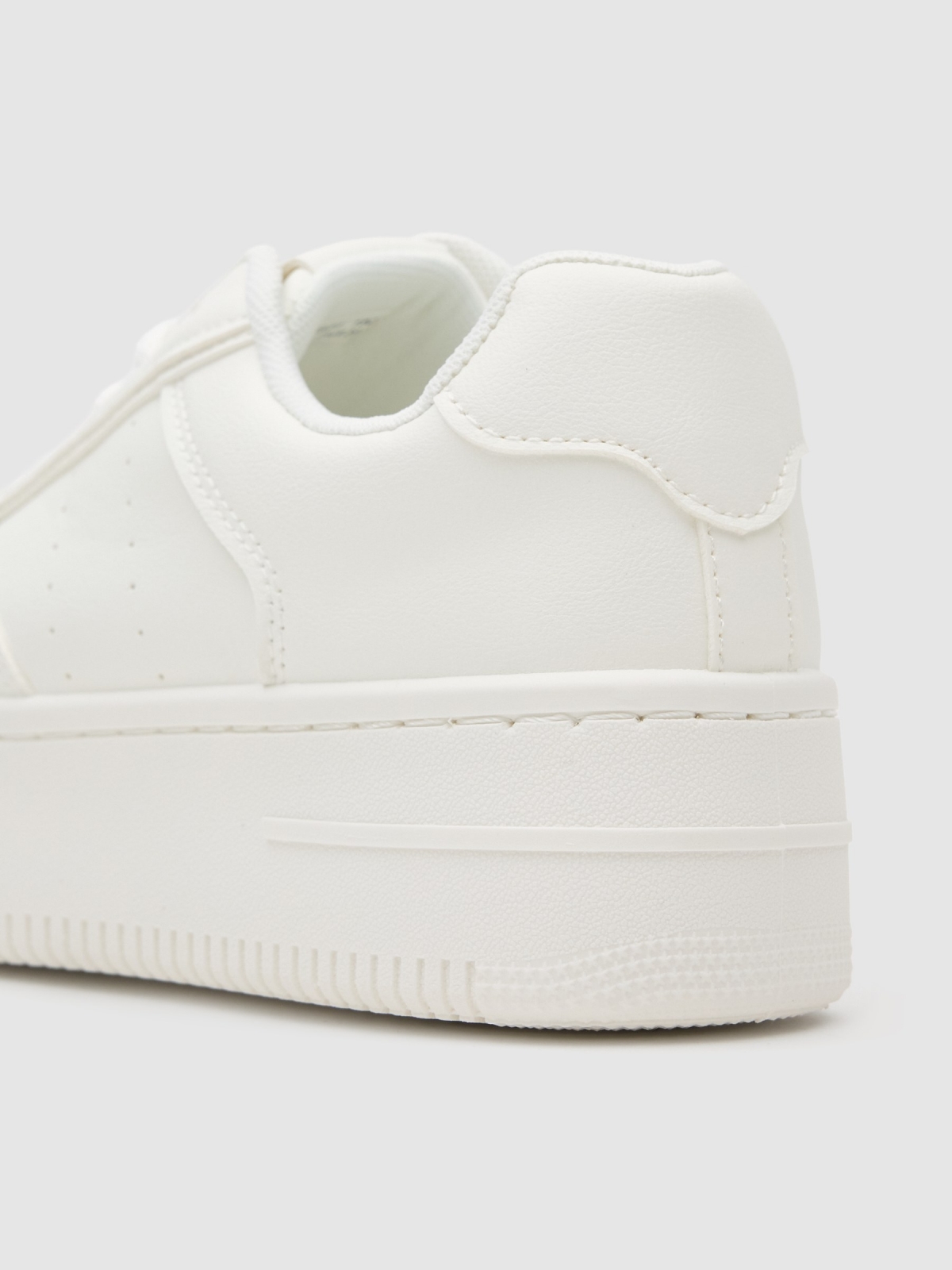 Low-top platform sneaker with zipper white detail view