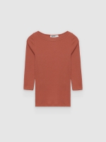 %Pto% Ribbed boat-neck T-shirt brown front view
