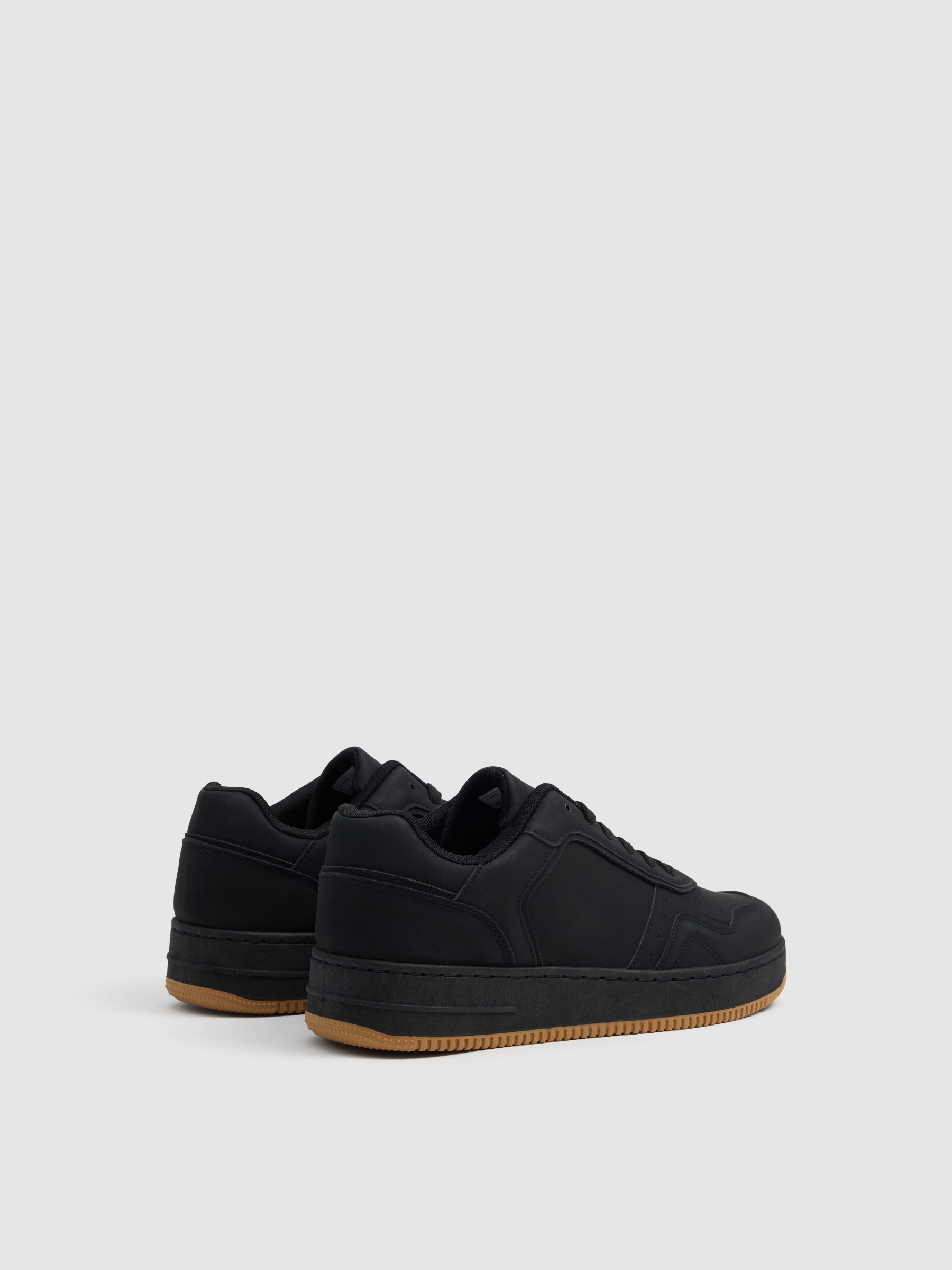 Esportiva skater sola de borracha preto