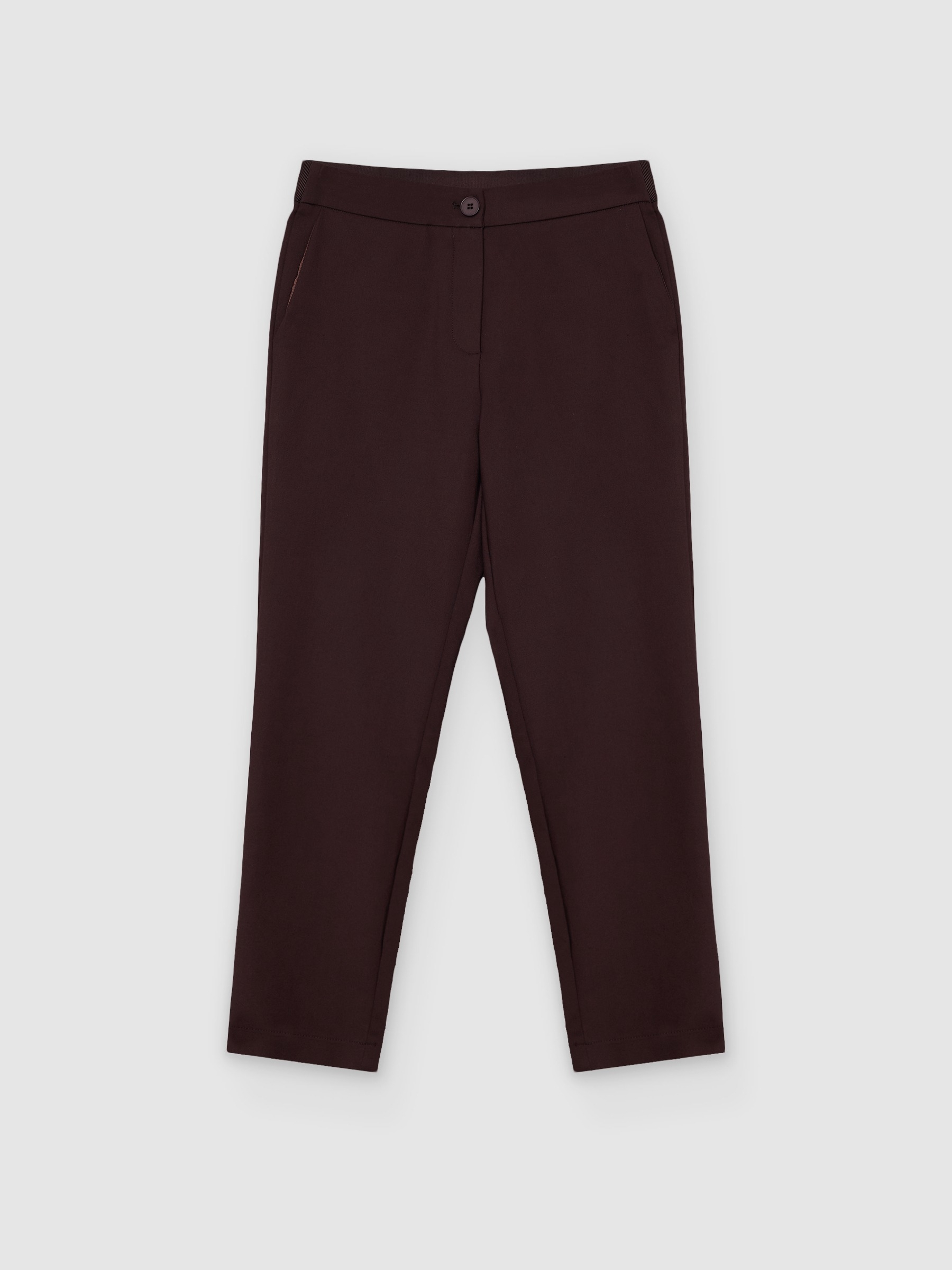  Pantalón slim pinzas tiro medio chocolate vista frontal