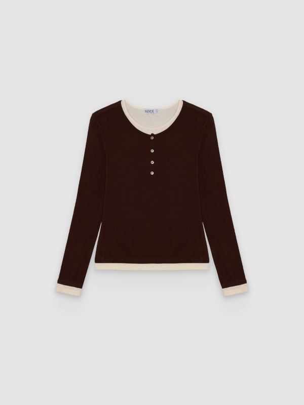  Camiseta doble botones chocolate vista frontal