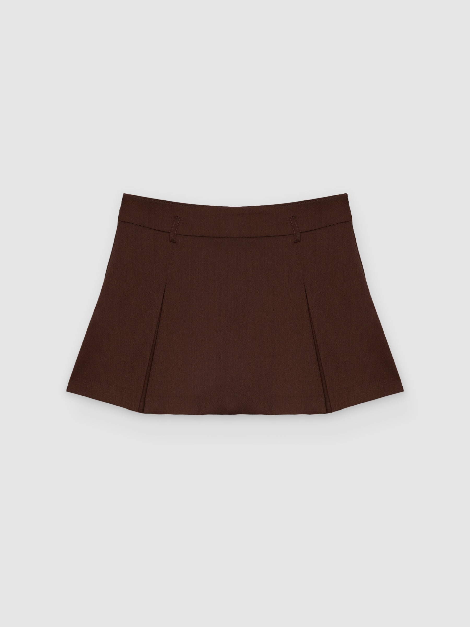  High-waisted mini skort with belt chocolate front view