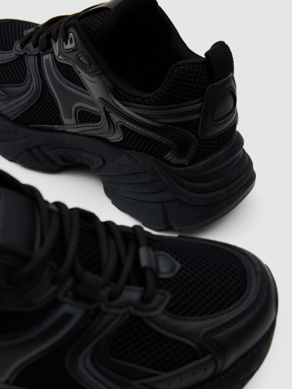 Deportiva casual running nylon negro vista detalle