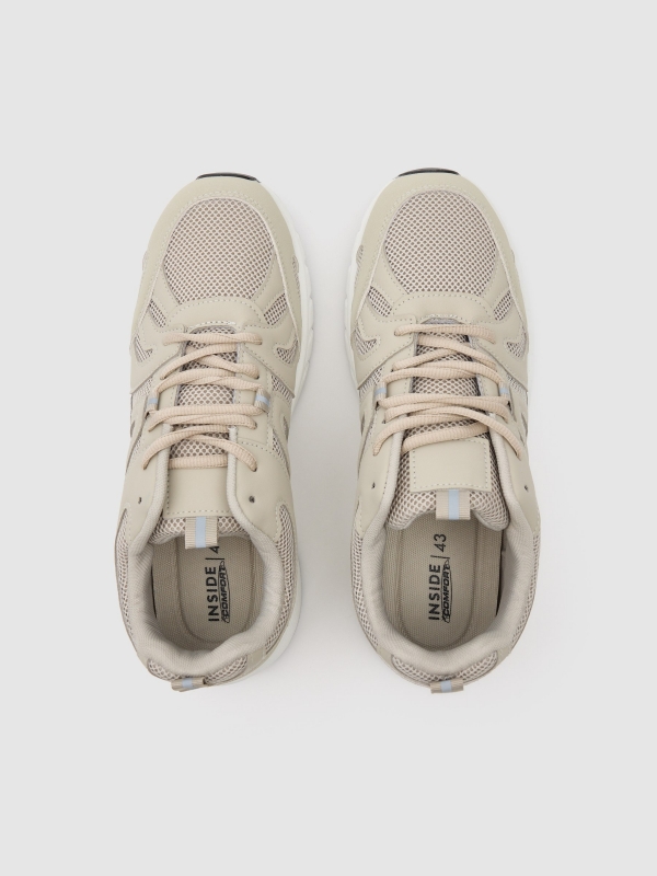 Low-top rubber sole sneaker beige zenithal view