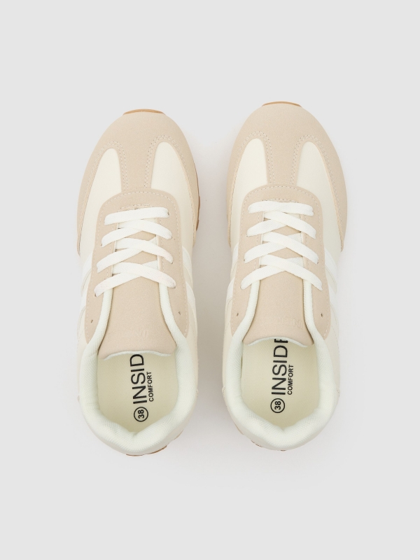 Zapatilla baja retro goma beige vista cenital