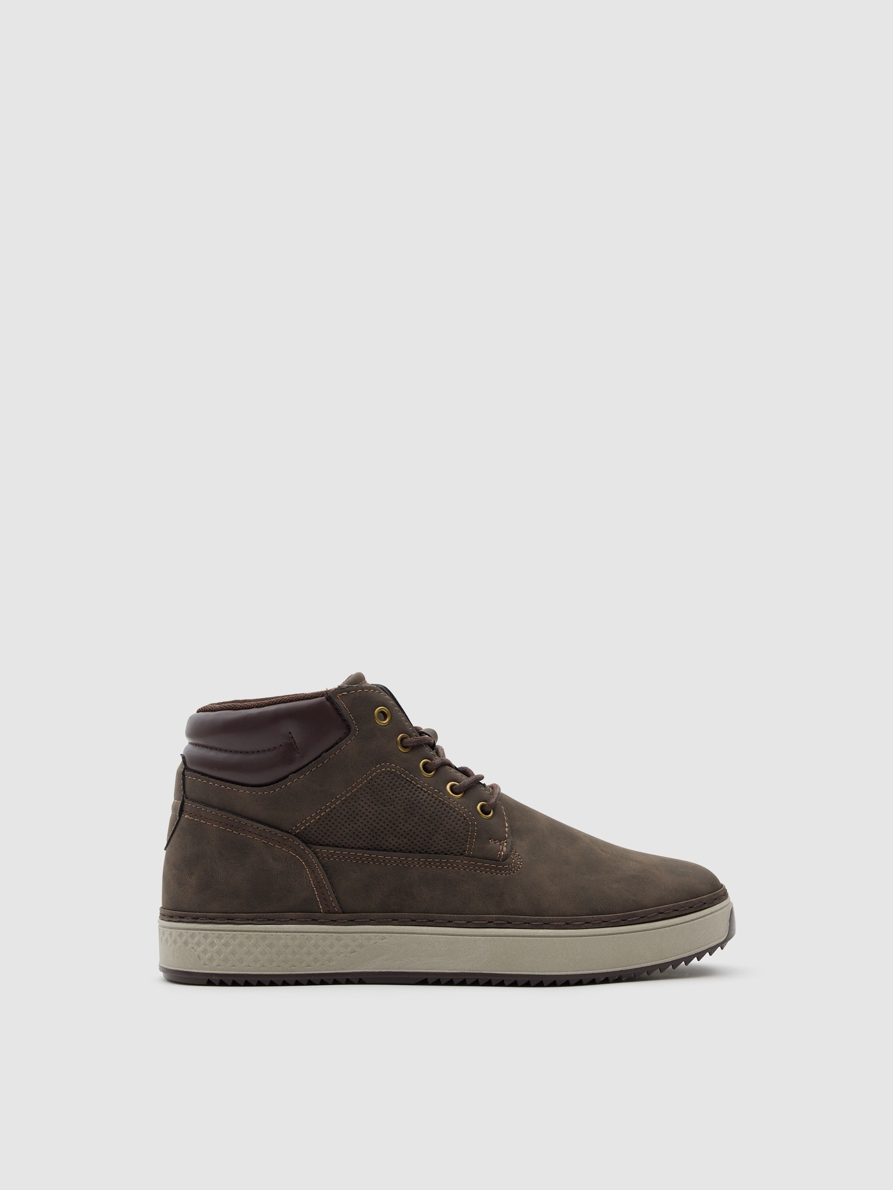 Casual lace-up faux leather boot brown