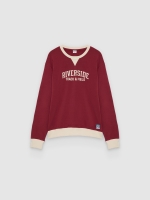 %Pto% Oversized campus text sweatshirt garnet front view