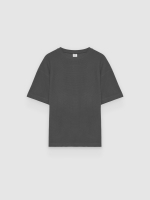 %Pto% Camiseta lisa com gola redonda cinza meio vista frontal