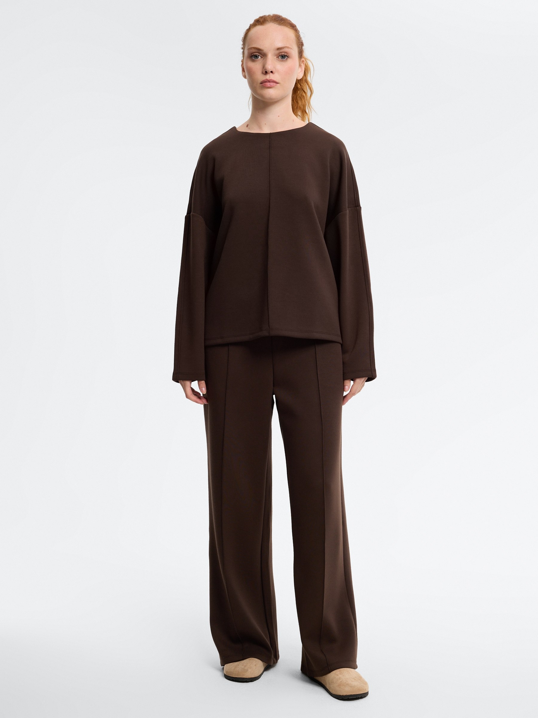 Wide-leg fleece pants chocolate front view