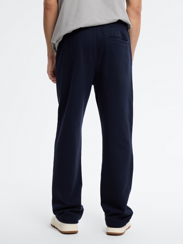 Jogger felpa tiro alto regular azul marino vista media trasera
