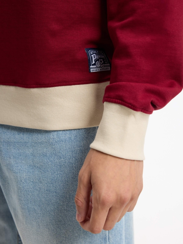 Oversized campus text sweatshirt garnet detail view
