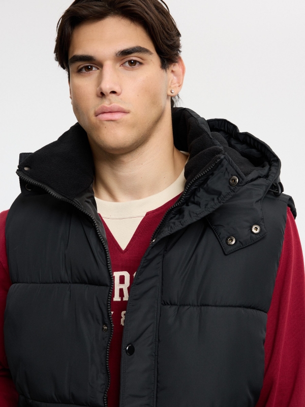Nylon multi-pocket vest black detail view