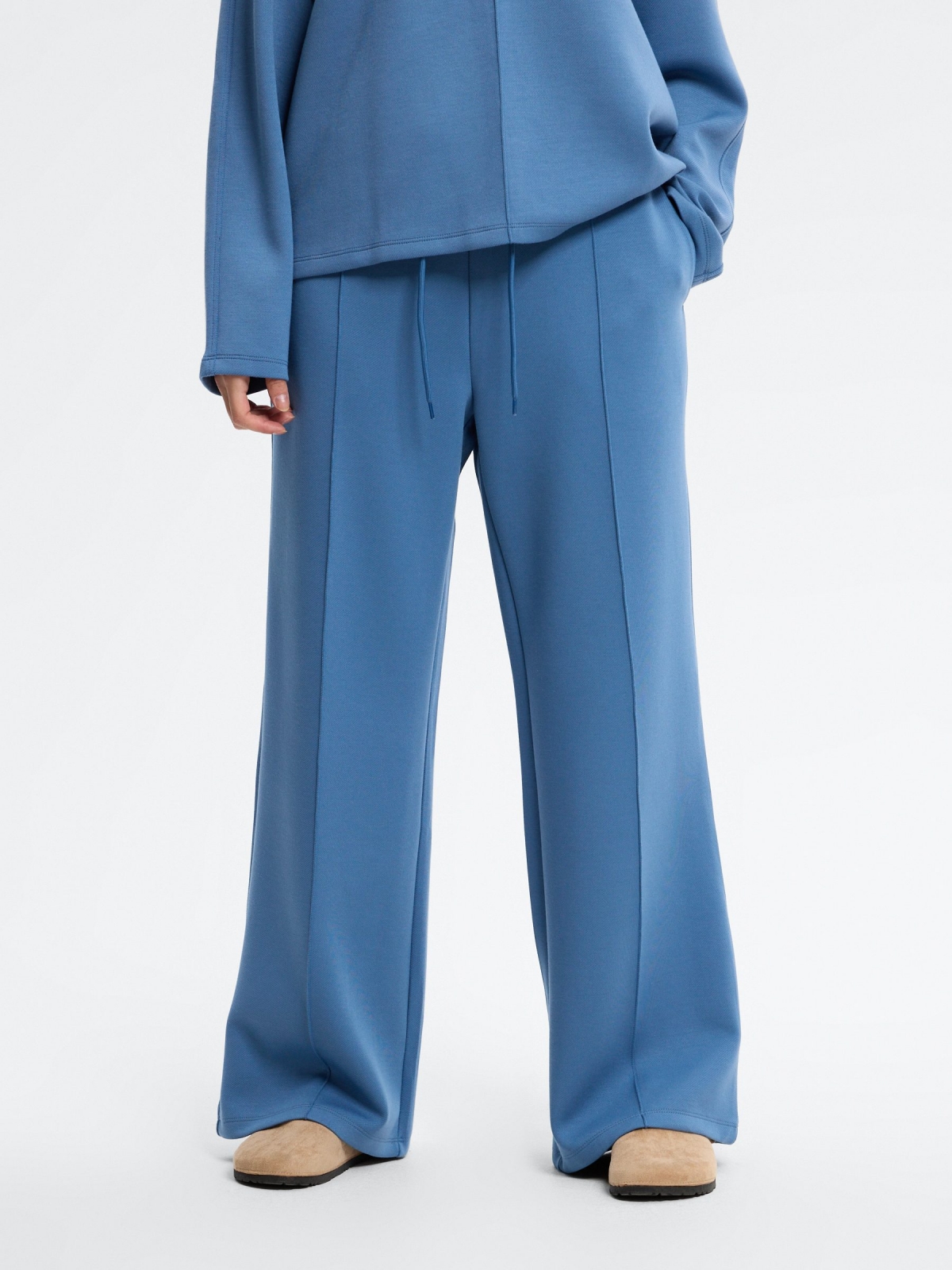 Wide-leg fleece pants steel blue middle front view