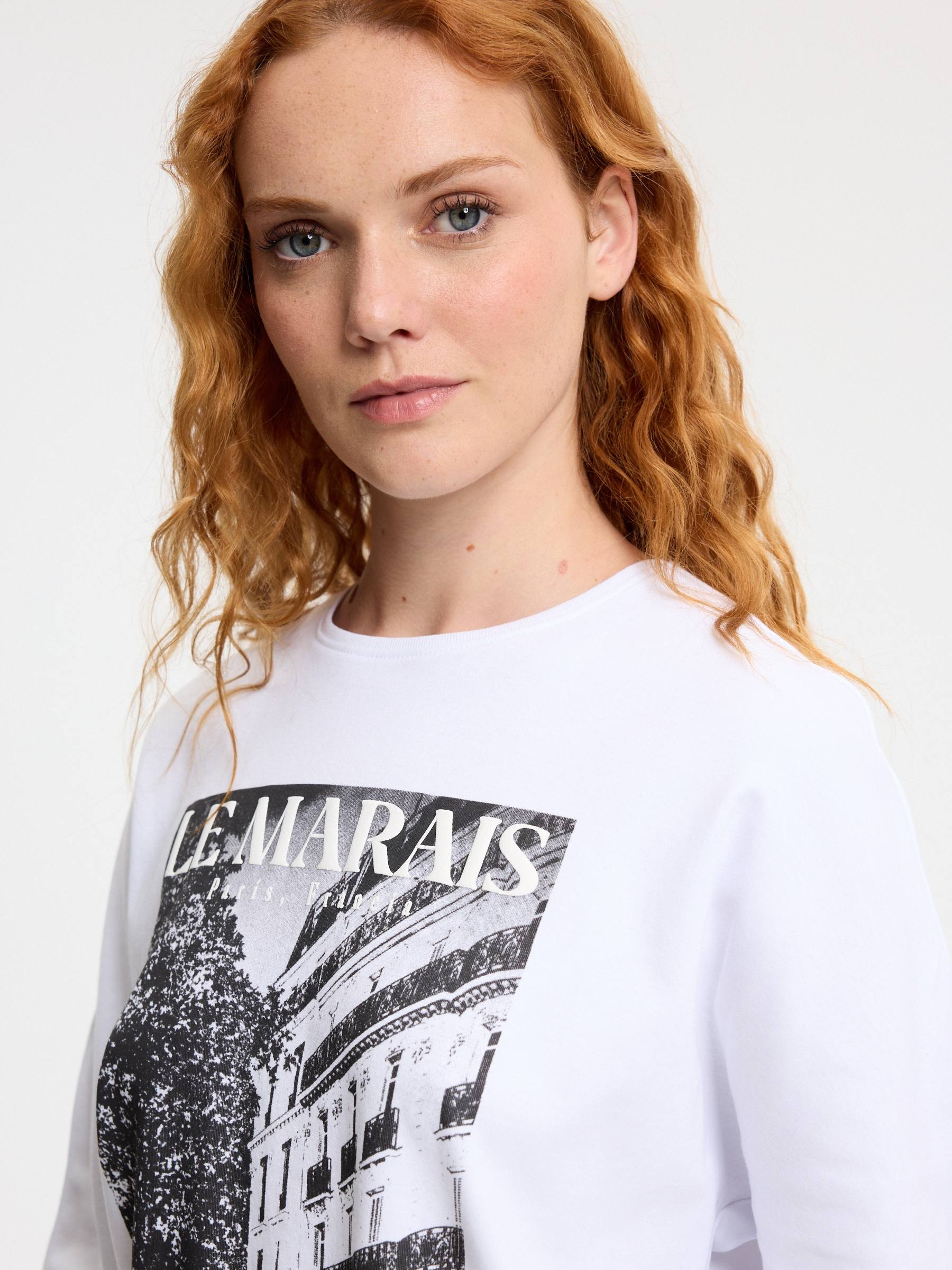 Le Marais oversized T-shirt white middle front view