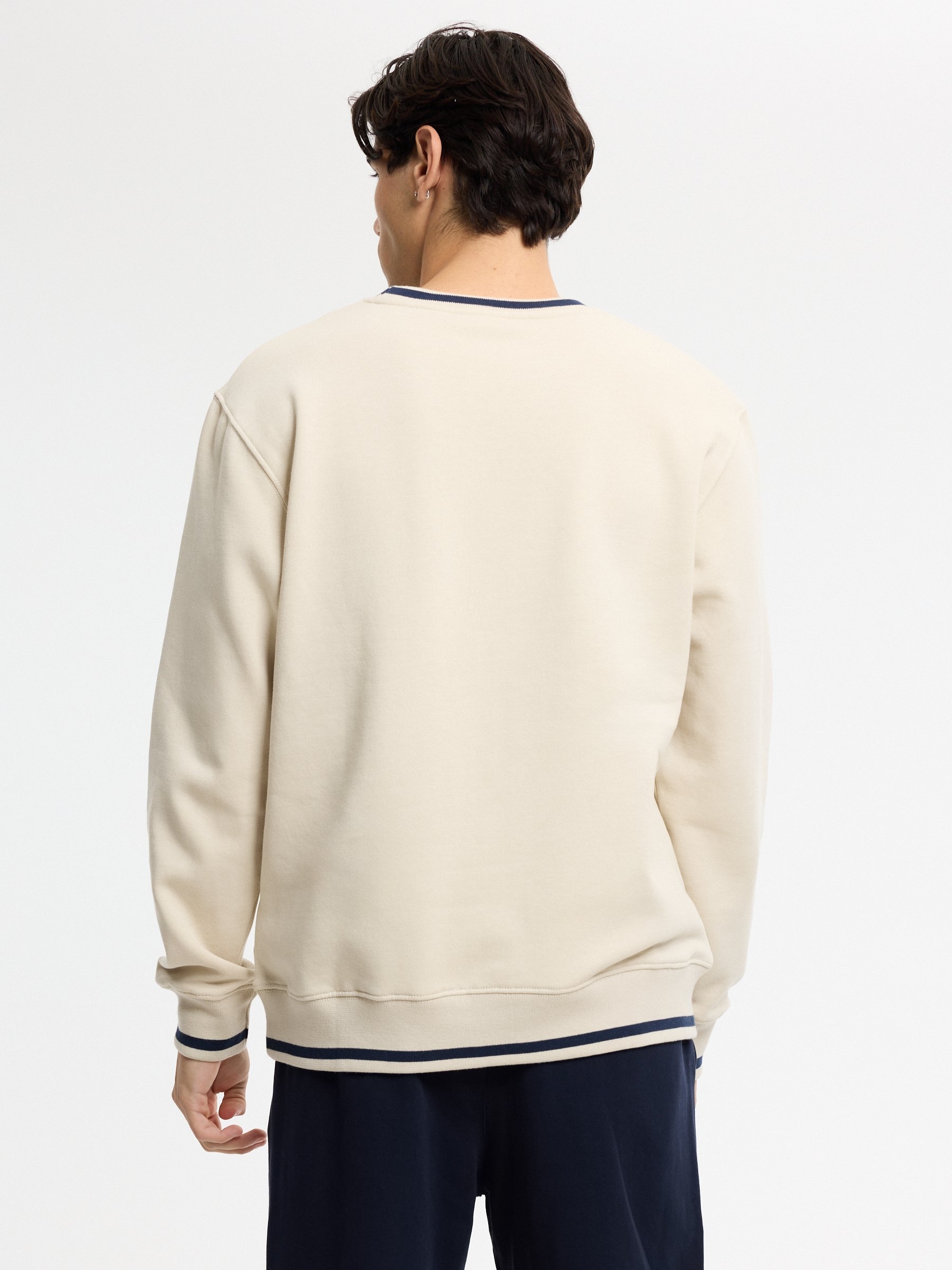 Embroidered oversized golf club sweatshirt raw middle front view