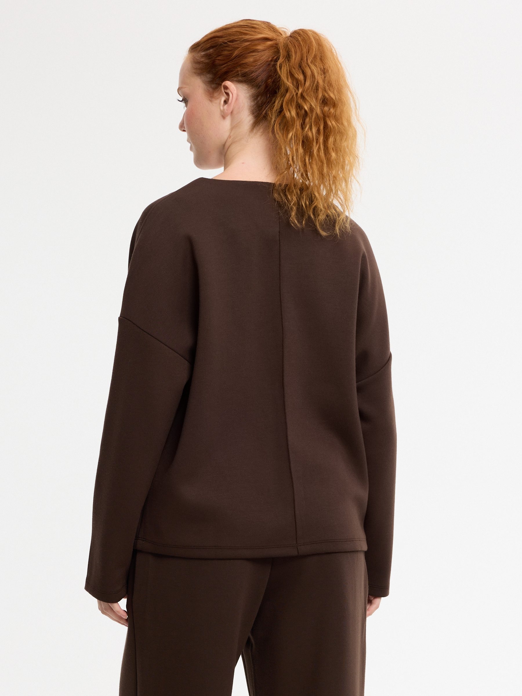 Plain square fleece sweatshirt chocolate middle front view