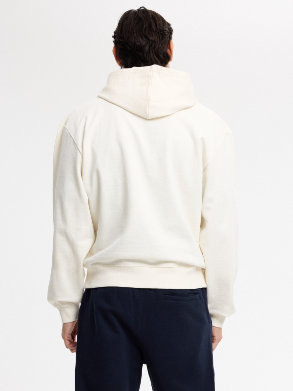 Sudadera capucha básica regular crudo vista media trasera