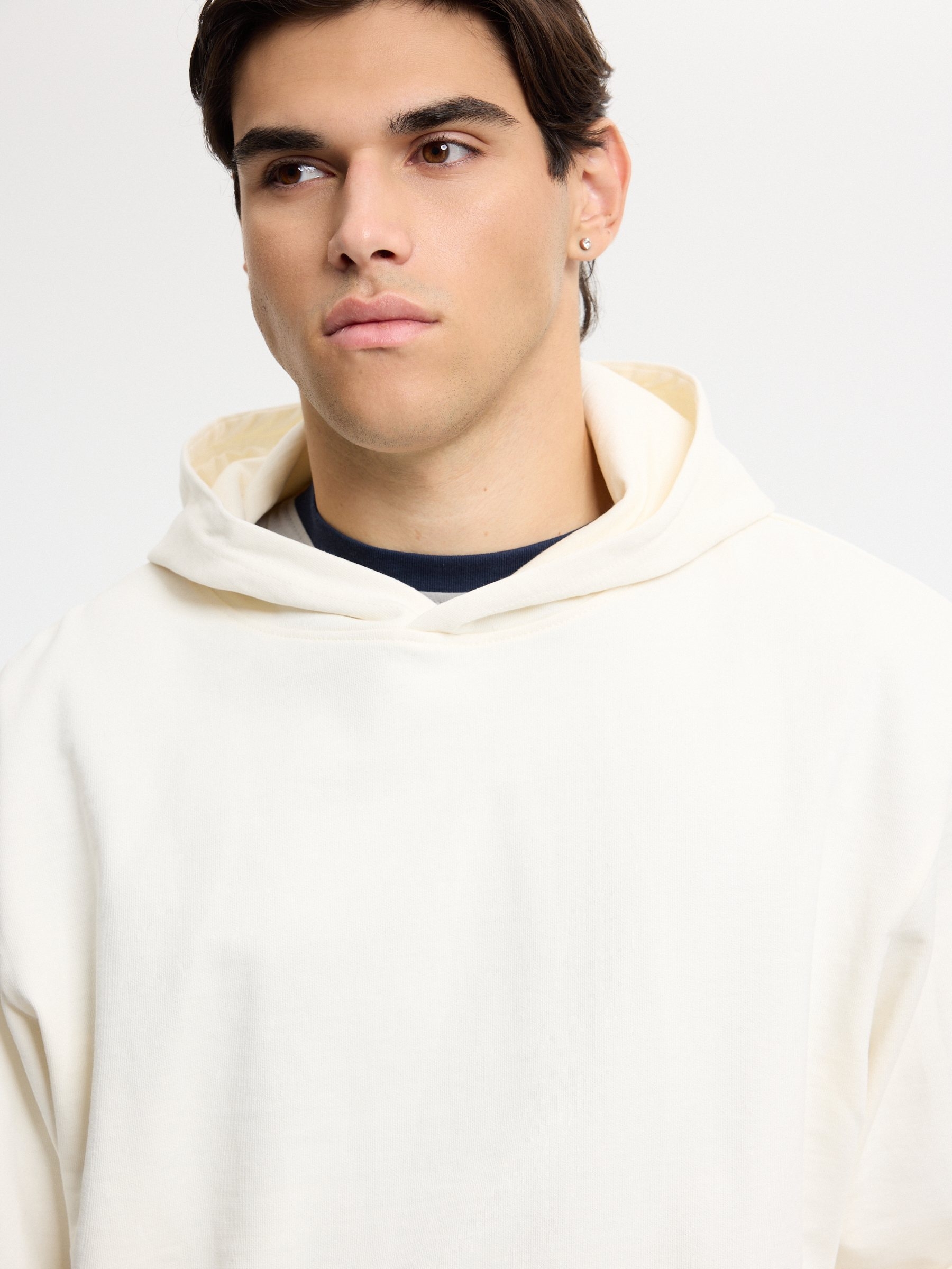 Basic regular hoodie raw middle front view