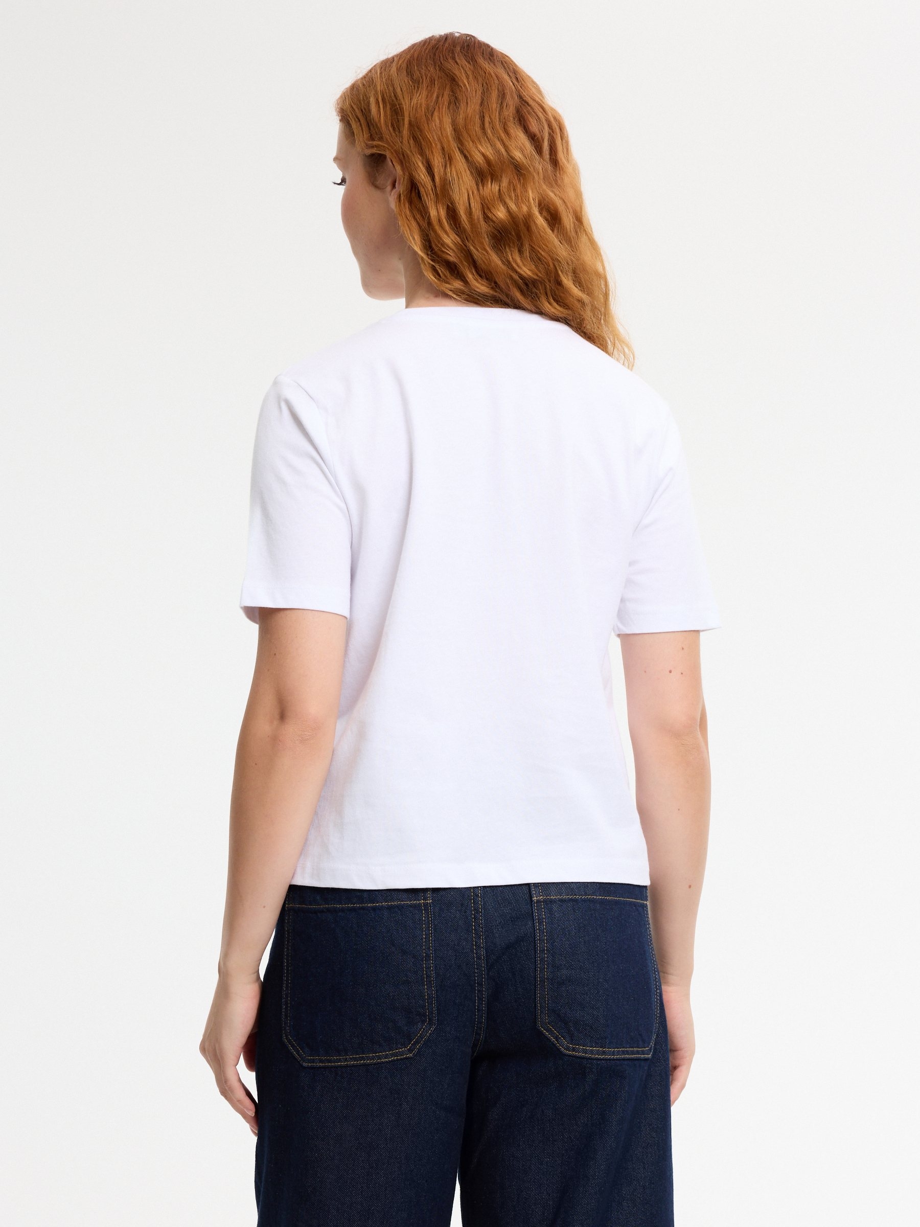 Graphic print cotton T-shirt white middle front view