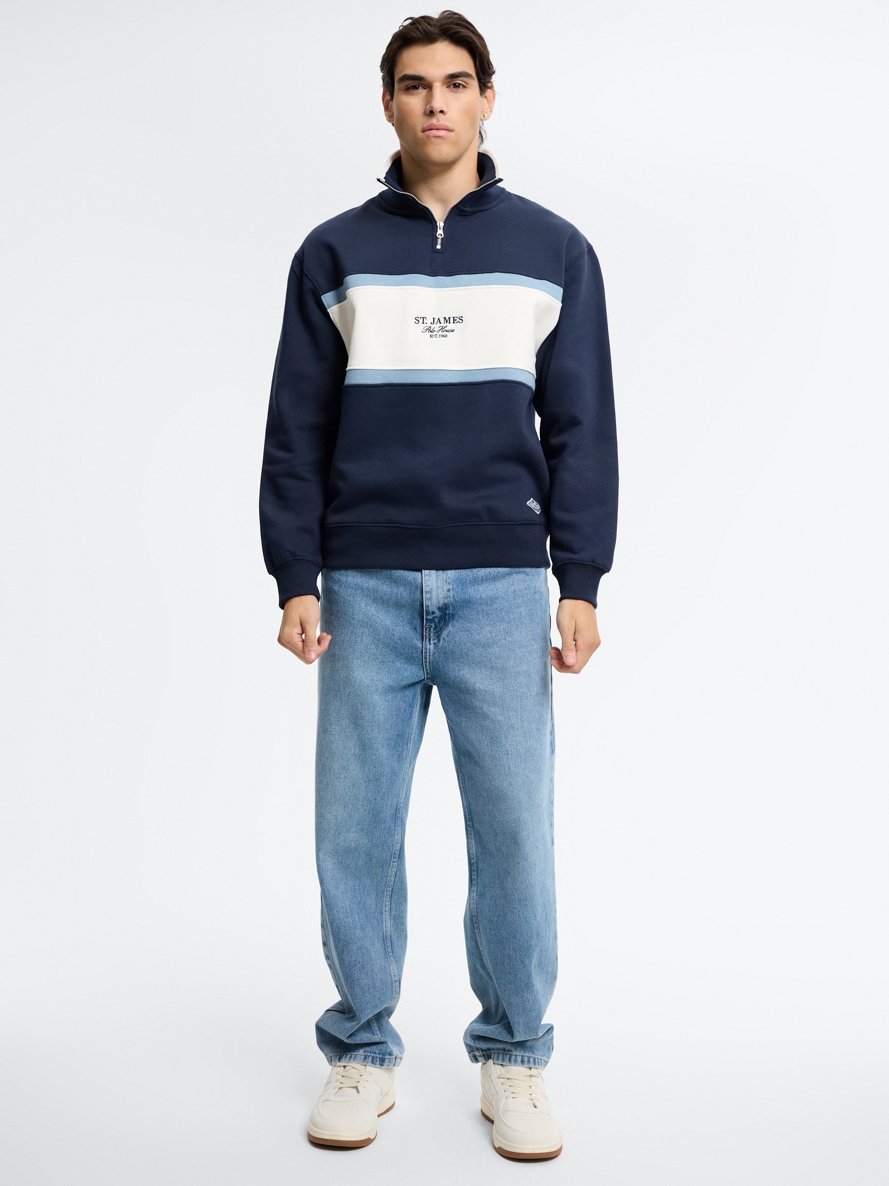 Oversized color block sweatshirt navy middle front view