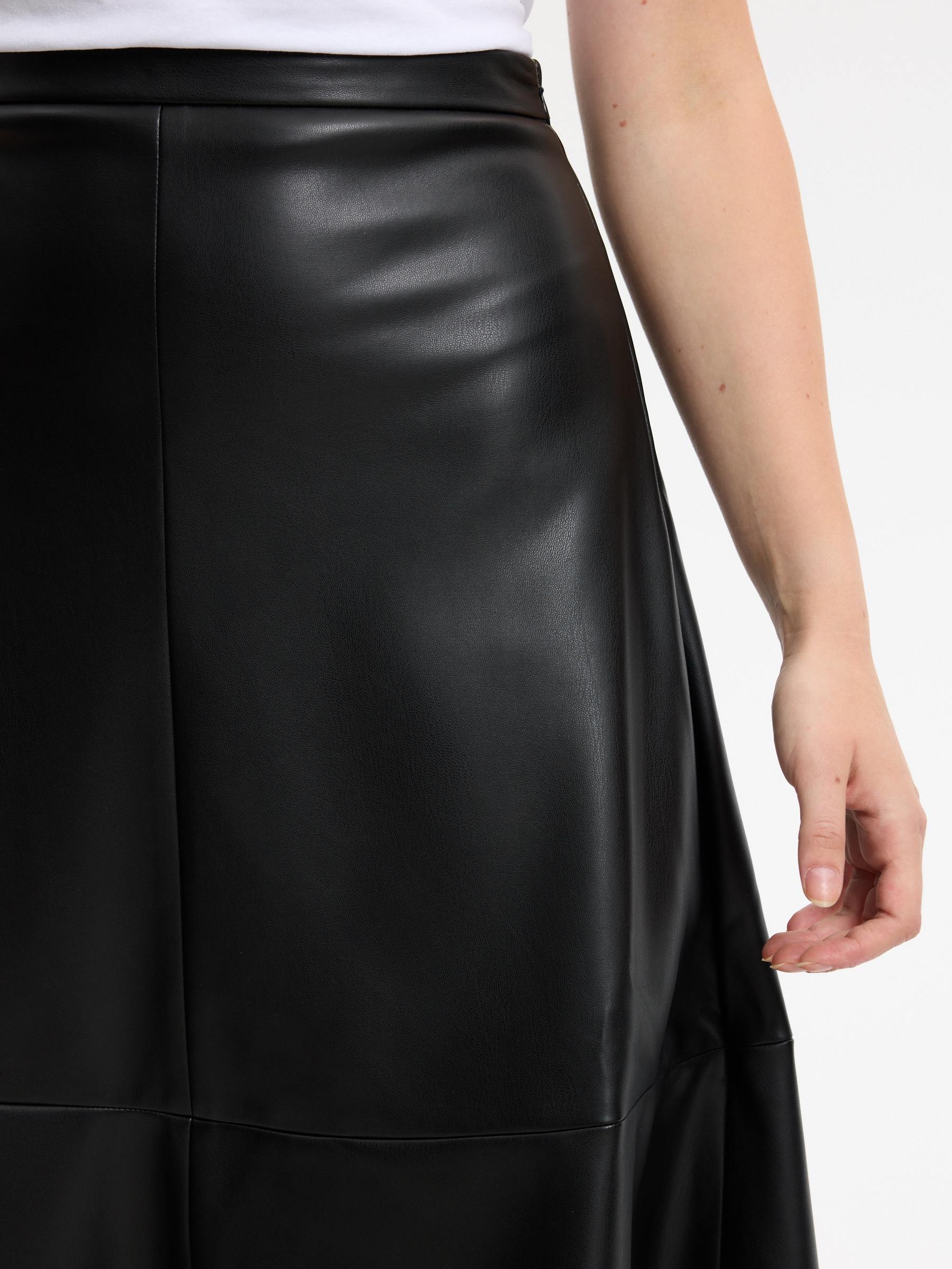 Midi faux leather flared skirt black middle front view