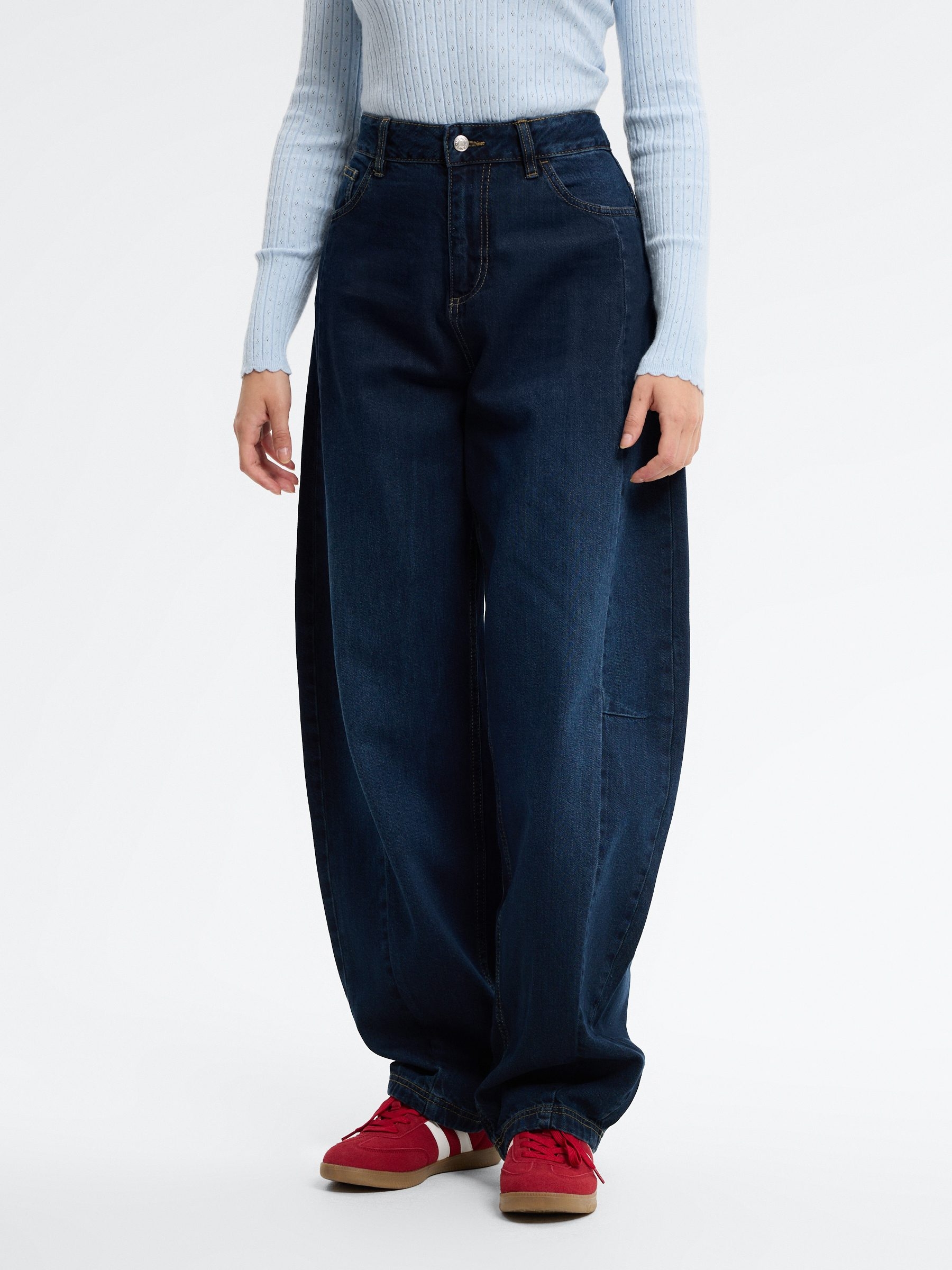 Jeans barrel high rise dark blue front view