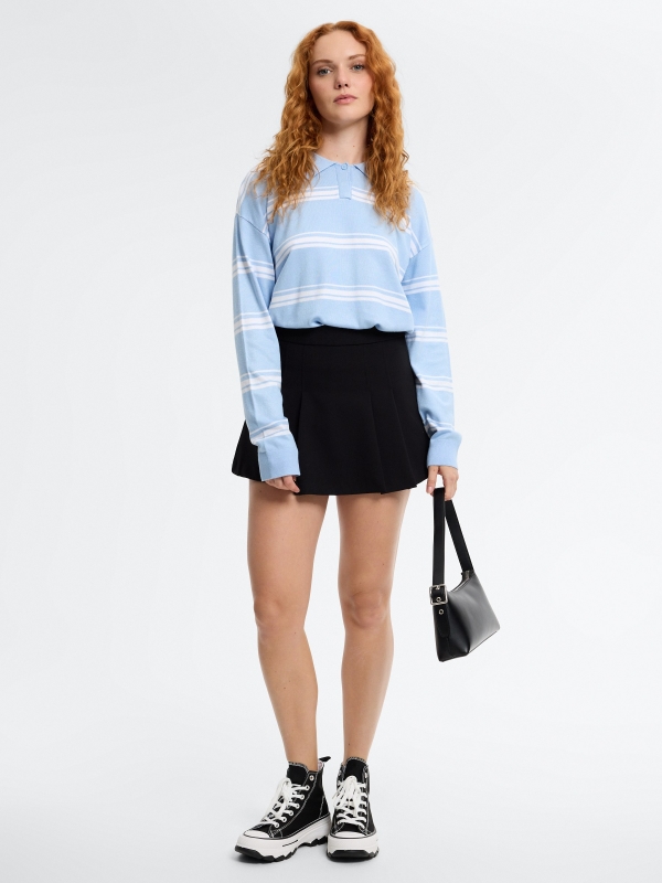 High-waisted pleated skort black middle front view