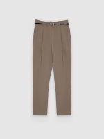 %Pto% Fluid trousers with pleats and belt taupe front view