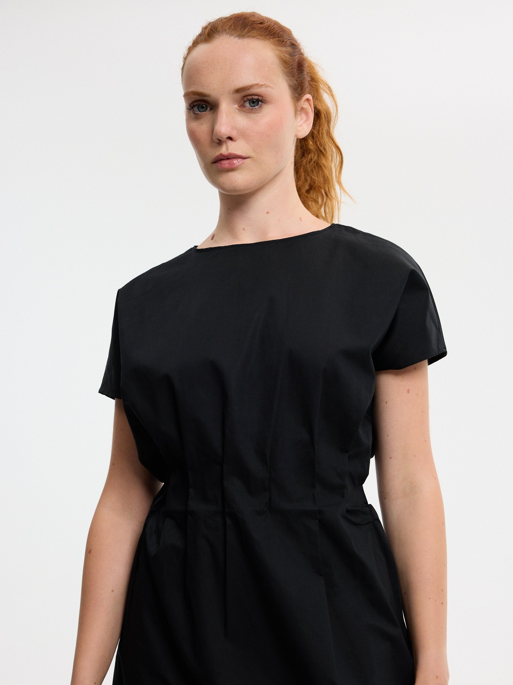 Plain linen midi dress black middle front view