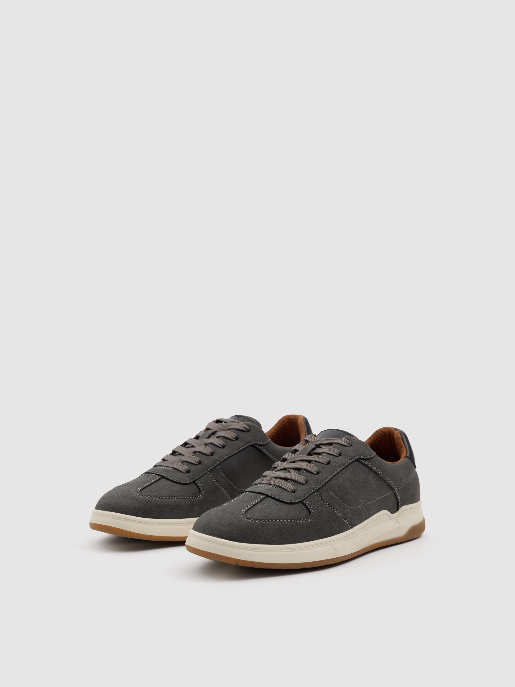 Zapato casual de polipiel gris