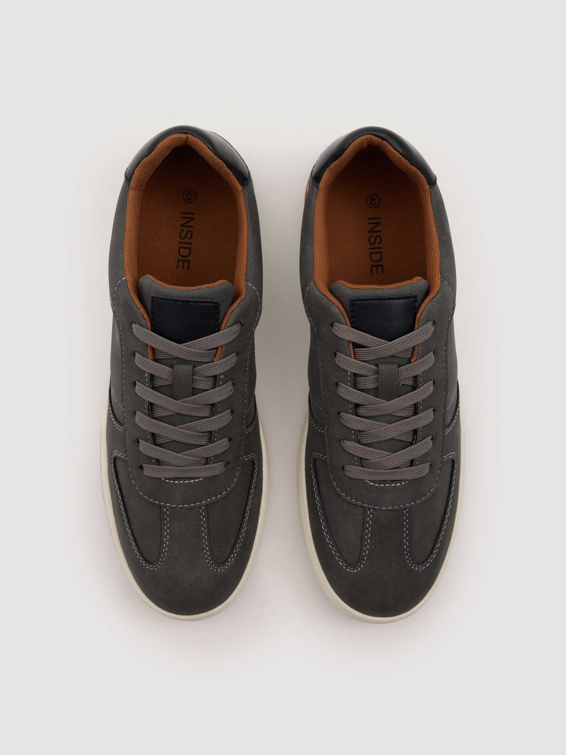 Zapato casual de polipiel gris