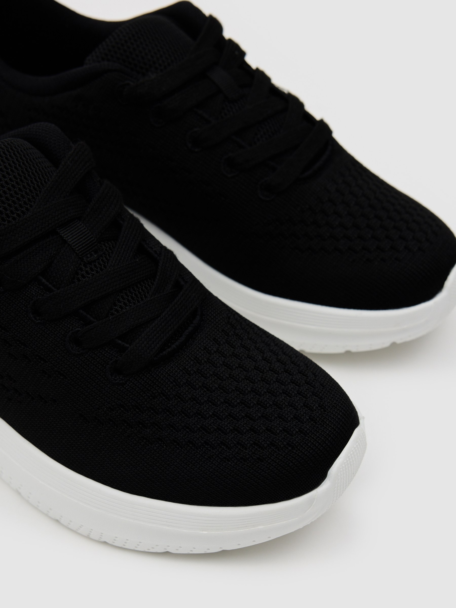 Tênis baixos plataforma pretos preto