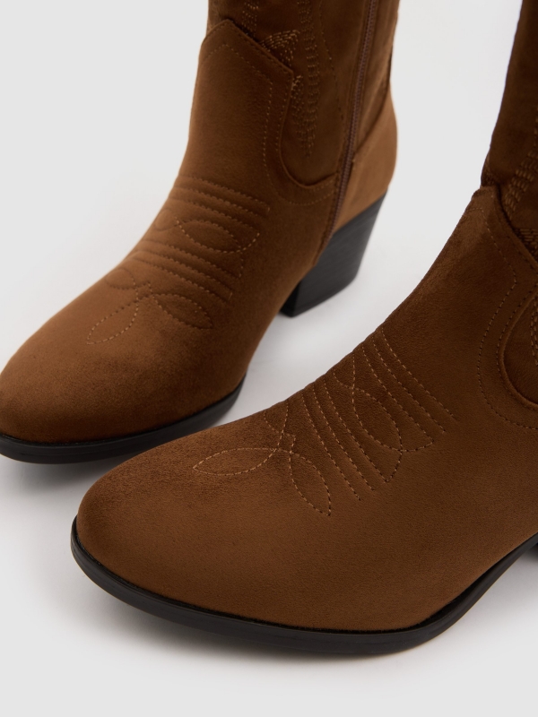 Cowboy ankle boot microfiber wide heel brown detail view