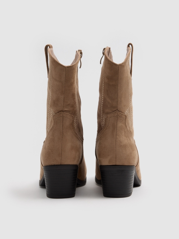 Cowboy ankle boot with wide heel beige zenithal view