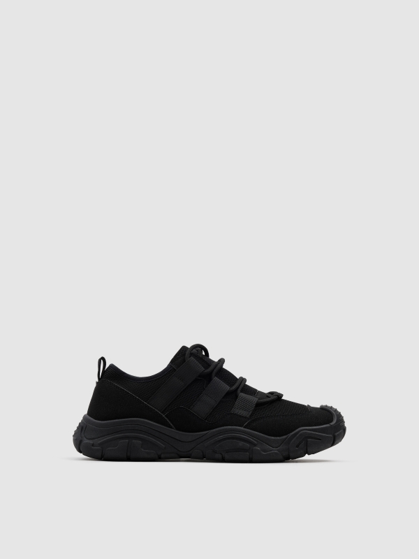 Running shoe in nylon and rubber black
