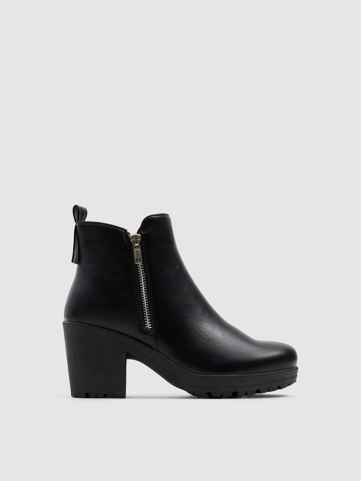 Botins salto largo com fecho de correr em pele preto