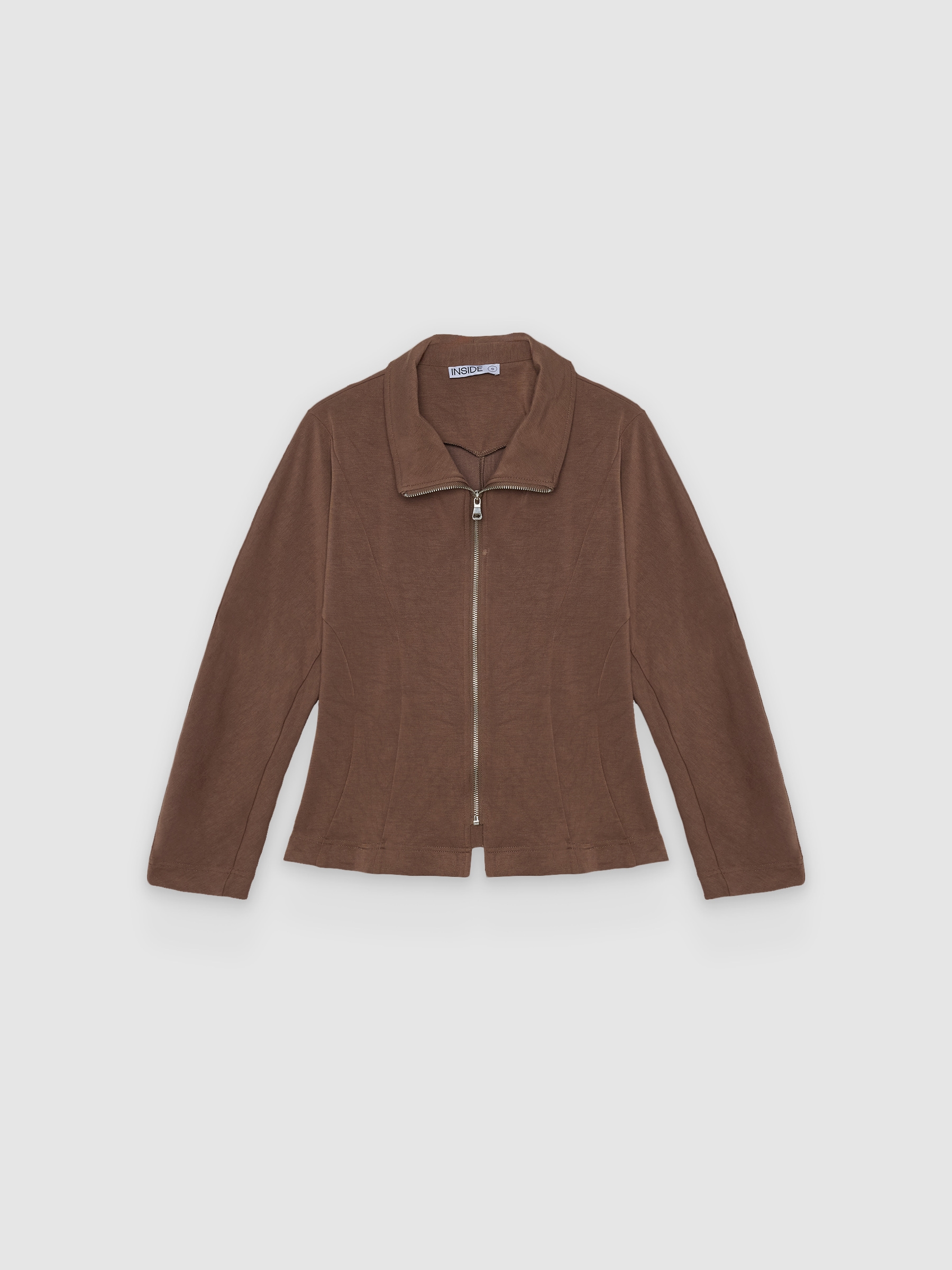  Chaqueta slim cuello subido taupe vista frontal